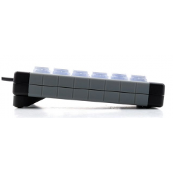 X-KEYS XK-0994-UKVM-R - programmerbar knappsats med 24 knappar för KVM-styrning, USB med bakgrundsbelysning