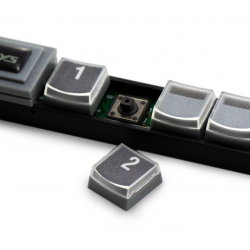 X-KEYS XK-1320-UKVM8-R - 8 Programmerbara tangenter för USB för KVM Switches för 1-knapptryckning av PC Välja PC