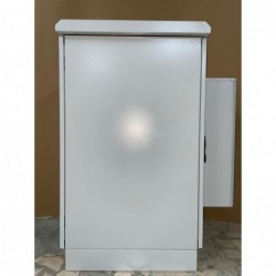 20U 19" utomhusställskåp, dubbelvägg, 600 x 600mm. 400mm djup. Termostatstyrd 450W kylare