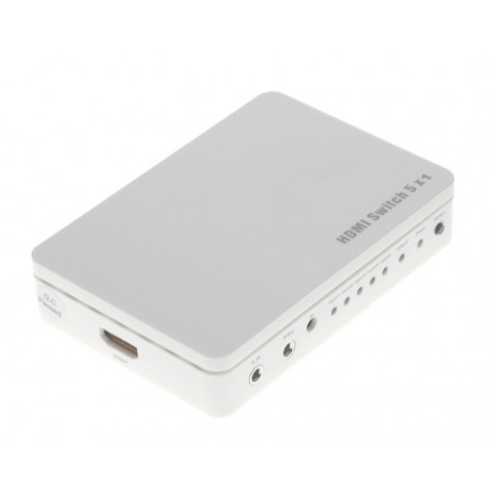 5-portars HDMI-switch med fjärrkontroll för enkelt byte