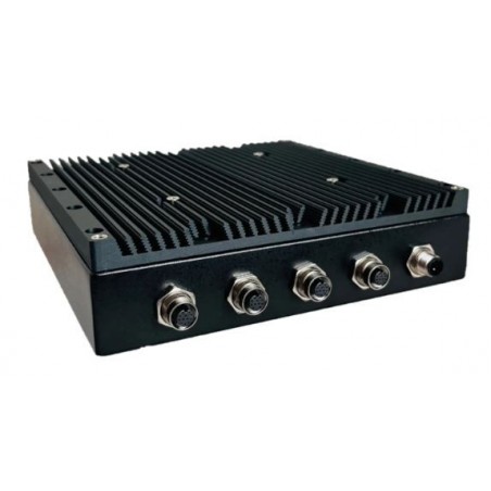 IP67 Fläktlös Box-PC, Formfaktor för Mini-ITX MB med IP67-kablar, med M12-kontakter
