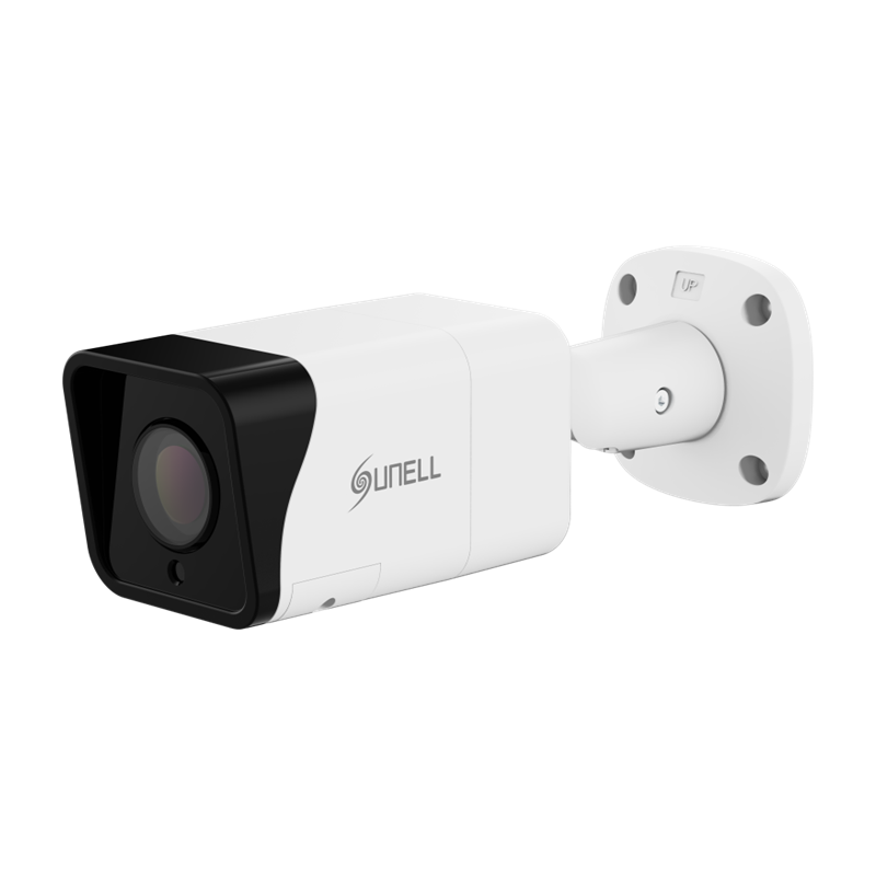 4MP IP-kamera med 2,7 - 13,5 mm zoom, IR-ljus upp till 40m, 12VDC/PoE